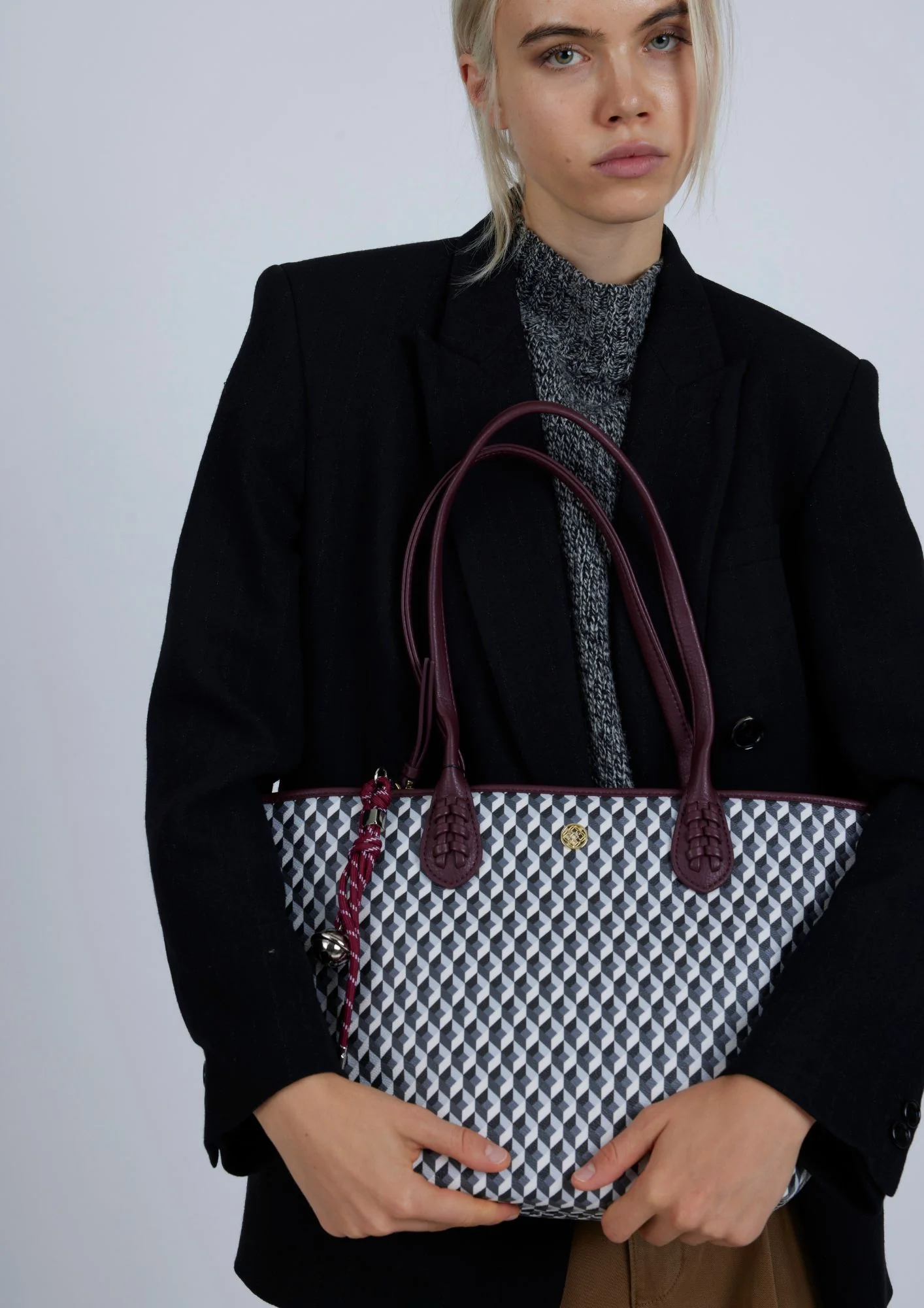 Bolso Born Midi B&W Wine - Image 3